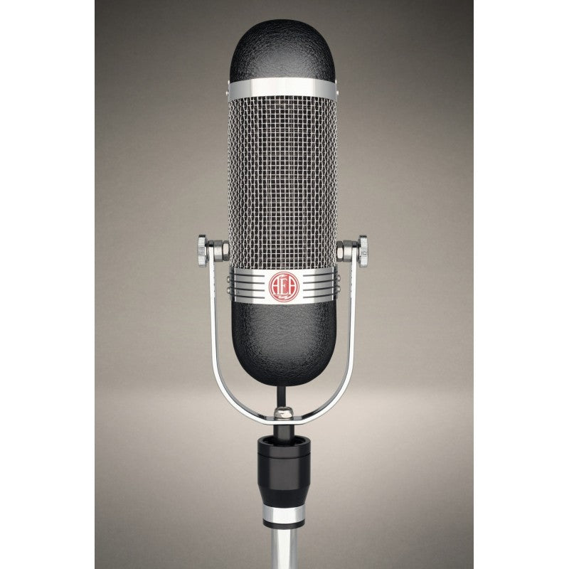 AEA R84